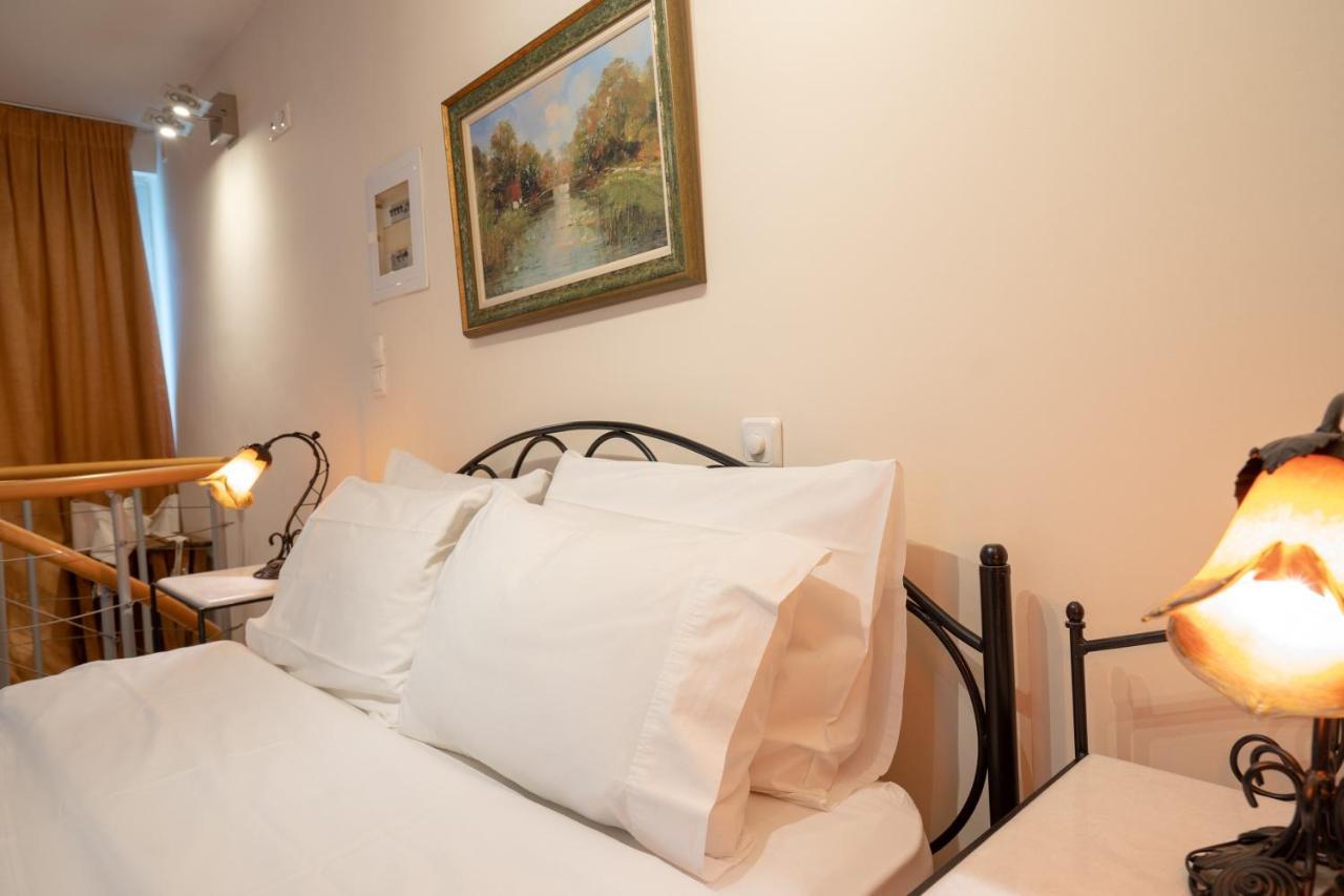 Acropolis Metro St.3 Bedrοοms 6 Persons Maisonette أثينا المظهر الخارجي الصورة