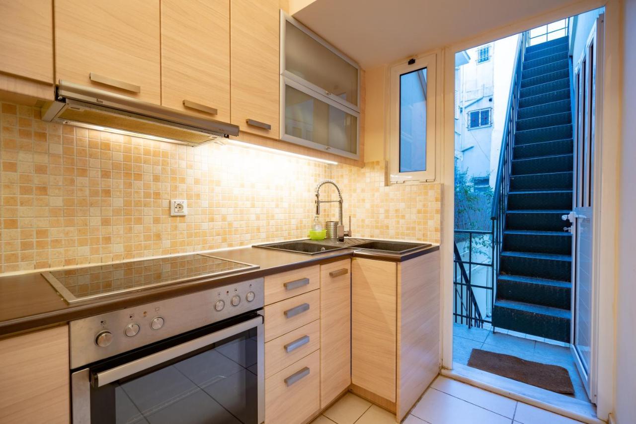 Acropolis Metro St.3 Bedrοοms 6 Persons Maisonette أثينا المظهر الخارجي الصورة